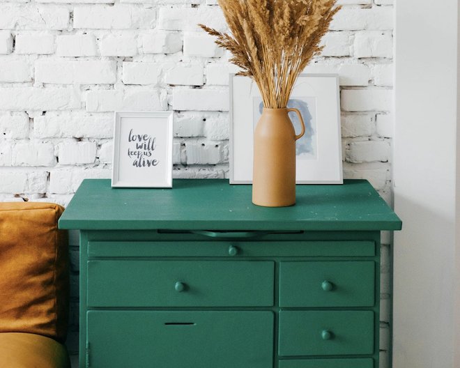 A green chest of drawers